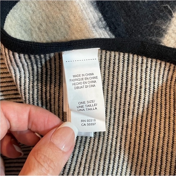 LUCKY BRAND Wool Aztec Tan & Black Ponco, NWT, O/S - Picture 7 of 11